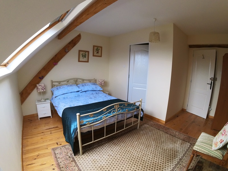 room 2 photo